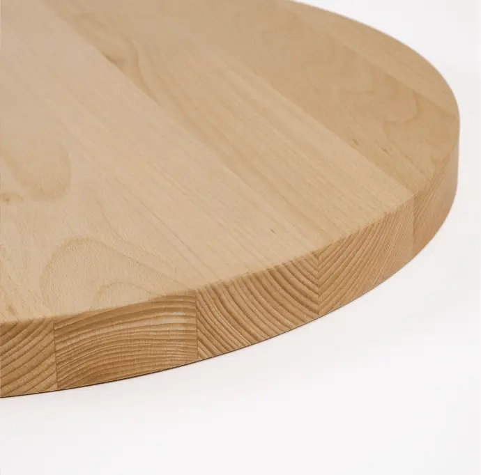 Curved wooden worktop showcasing the wood's natural beauty and craftsmanship.